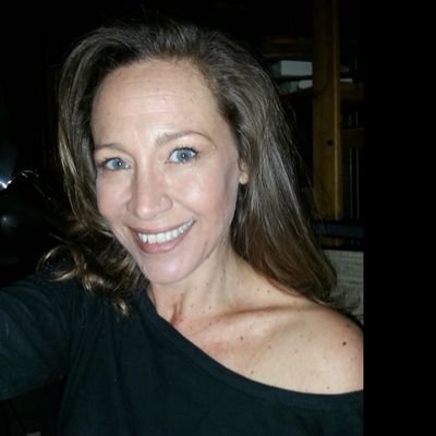 Profile Picture of Ariel (@arielstanfield) on Twitter