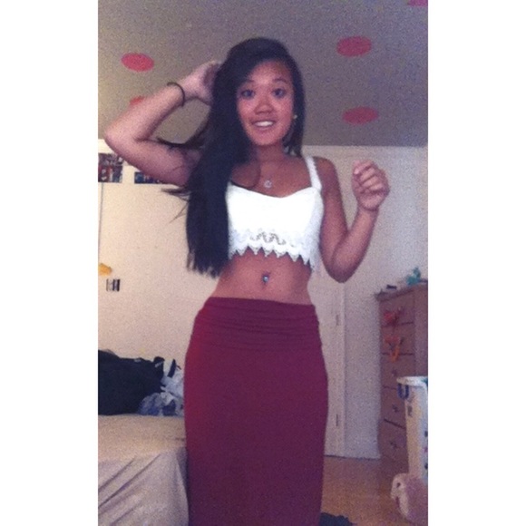 Profile Picture of Lysa Nguyen (@dftlforever) on Poshmark