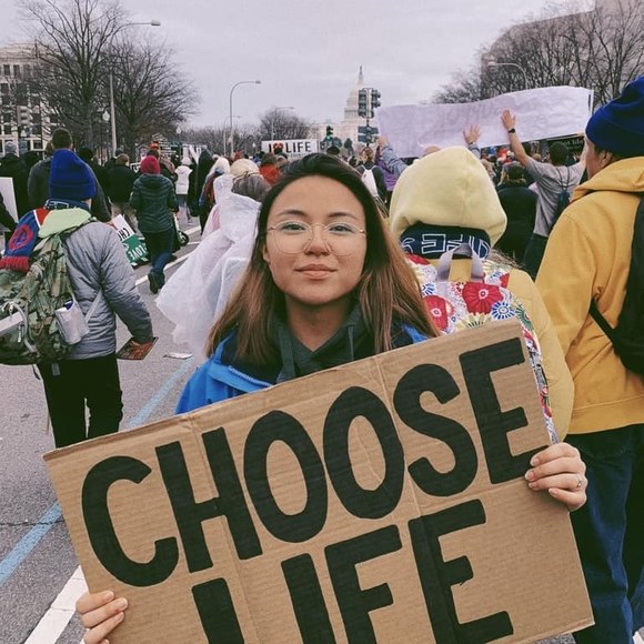 Profile Picture of Ricci Heinly (@aloharicci) on Poshmark