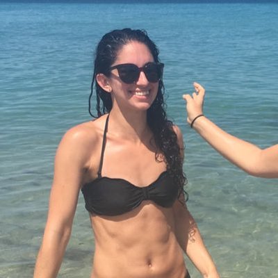 Profile Picture of Melanie Shapiro (@MelanieShapiro6) on Twitter