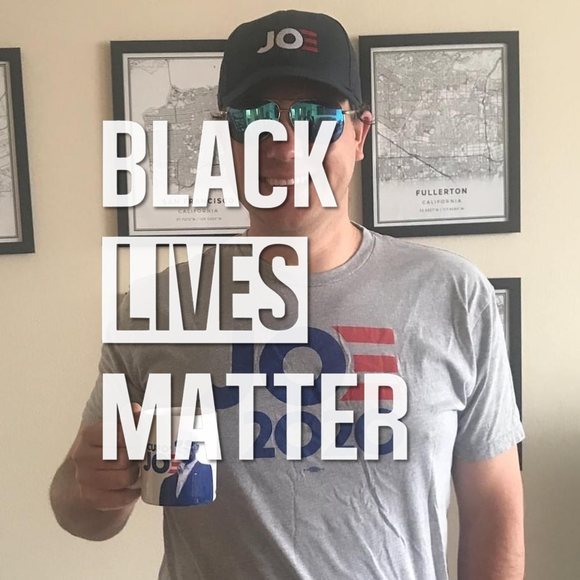 Profile Picture of Joe Gruber (@joeegruber) on Poshmark