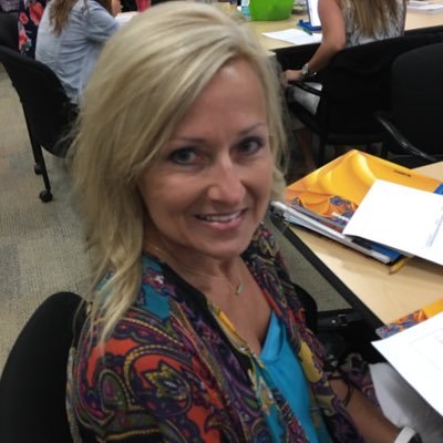 Profile Picture of Debbie Alexander (@djalexander58) on Twitter