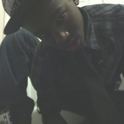 Profile Picture of Darius Simms (@YesHoeItsMe) on Twitter