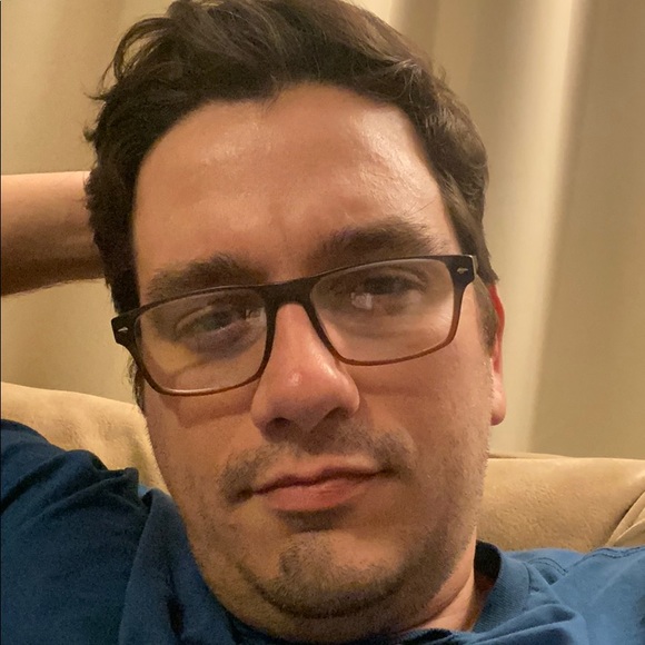 Profile Picture of Matthew Crouch (@matthew454) on Poshmark