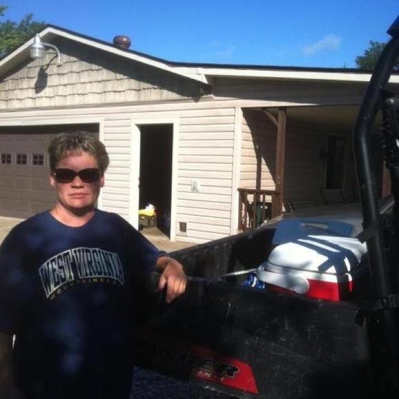 Profile Picture of Lea Blankenship (@ggtatortot) on Poshmark