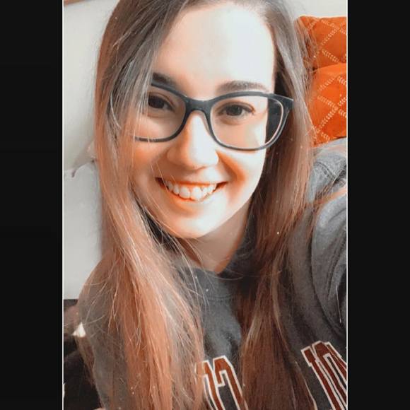 Profile Picture of Meg Mcmanus (@mmcmanus96) on Poshmark