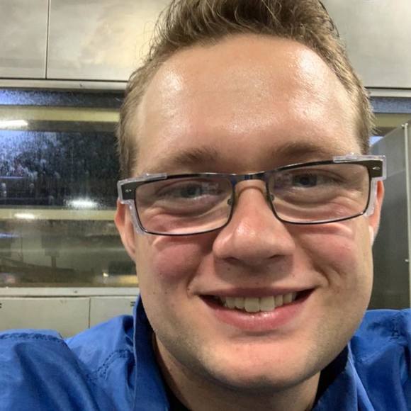 Profile Picture of Bradley Gunter (@brad1111111) on Poshmark