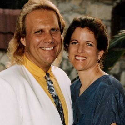 Profile Picture of Carl & Ellen Bauer (@cjbesb) on Twitter