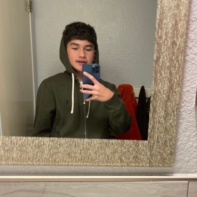 Profile Picture of Abraham Ruvalcaba (@AbrahamRuvalc16) on Twitter