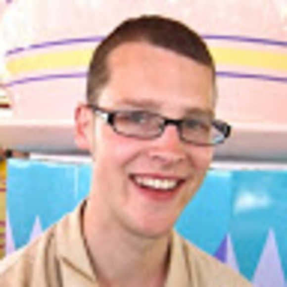 Profile Picture of Matthew Brinn (@burningsky1400) on Poshmark