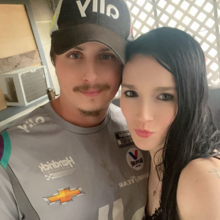 Profile Picture of Everett fox (@everettthetrucker) on Tiktok