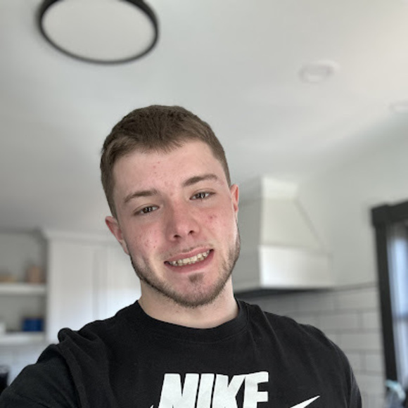 Profile Picture of Kaelin Williams (@specialkay207) on Poshmark