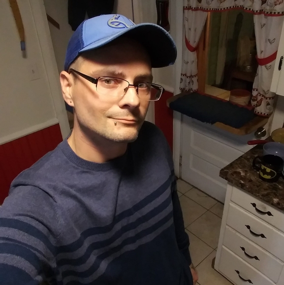 Profile Picture of Jim Cromer (@jimbo17401) on Poshmark