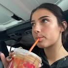 Profile Picture of   okiwka❤💯✌👌 (@lakusia24)... (@lakusia24) on Tiktok