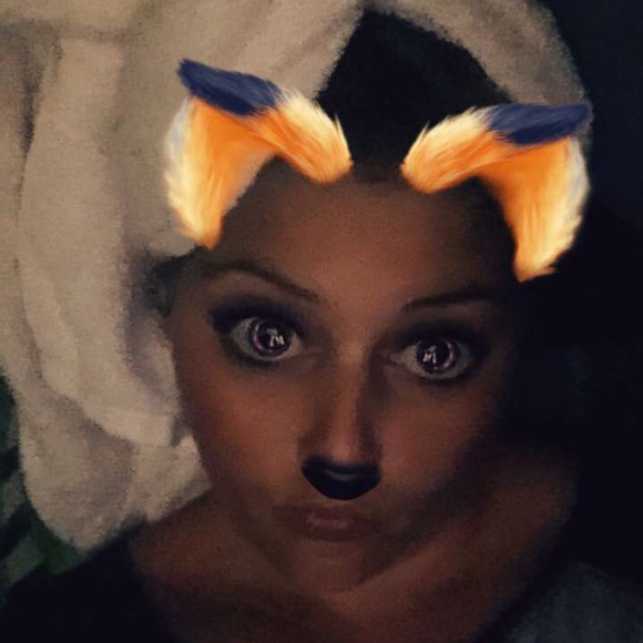 Profile Picture of Marlana Tetrick (@ladybugtetrick) on Poshmark