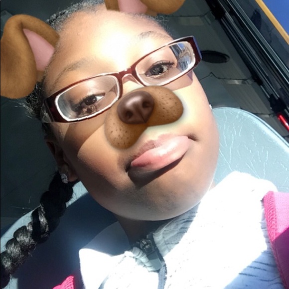 Profile Picture of Kihalia Johnson (@kihaliajohnson) on Poshmark