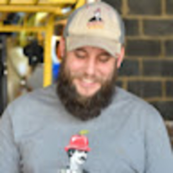 Profile Picture of William Correll (@willcorrell) on Poshmark