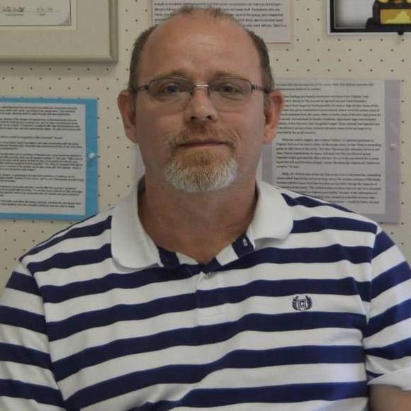 Profile Picture of Sam Hubbard (@sam24112) on Poshmark