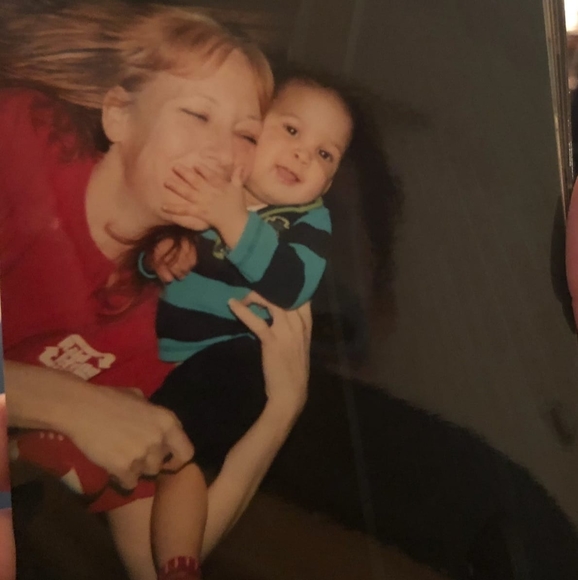 Profile Picture of Melanie Riniker (@melanier1971) on Poshmark