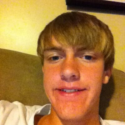 Profile Picture of Stephen Holbert (@StephenHolbert) on Twitter