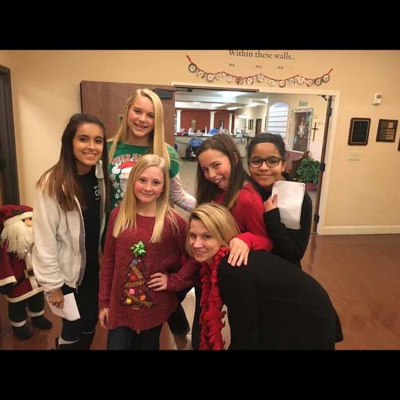 Profile Picture of Zoe Theriot (@zriot0425) on Poshmark