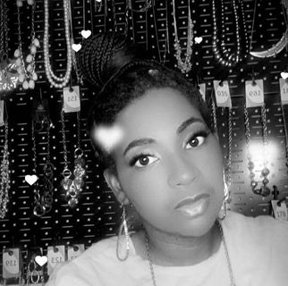 Chrishawna Stamm - Facebook Profile Picture of Chrishawna Stamm (@chrishawna.stanford) on Facebook