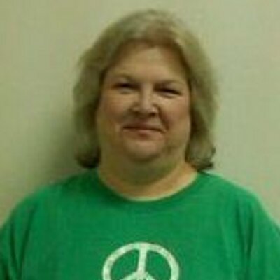 Profile Picture of Dawn Bradford (@freebyrd_1964) on Twitter