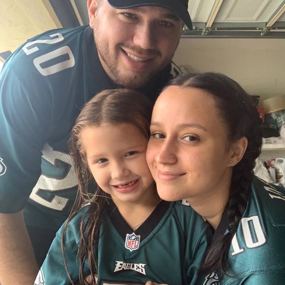 Profile Picture of Holden Kyle (@holdenkyle) on Poshmark