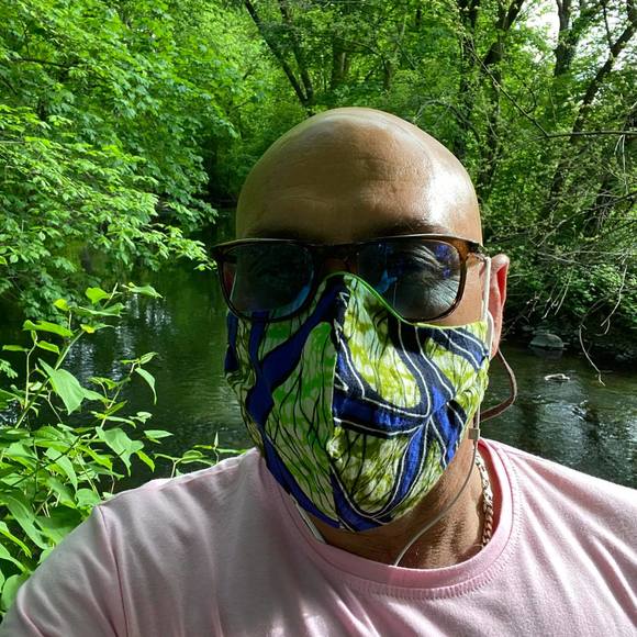 Profile Picture of Antonio Simoes (@yonkers11262) on Poshmark