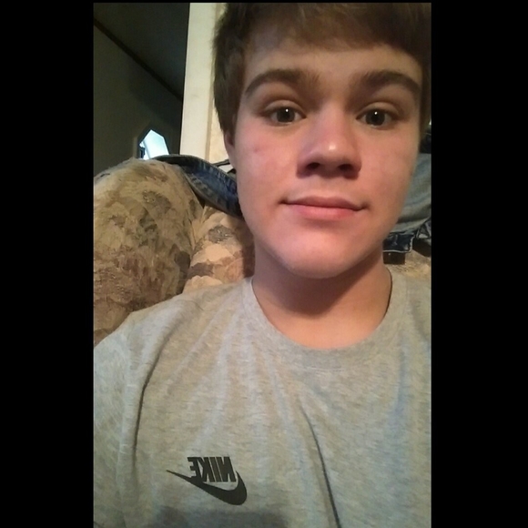 Profile Picture of Brady Berkey (@berk18) on Poshmark