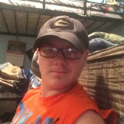 Profile Picture of Austin Blake Mullis (@clydeJR2001) on Twitter