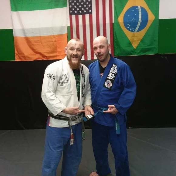 Profile Picture of Ian Parker (@iparker0905) on Poshmark