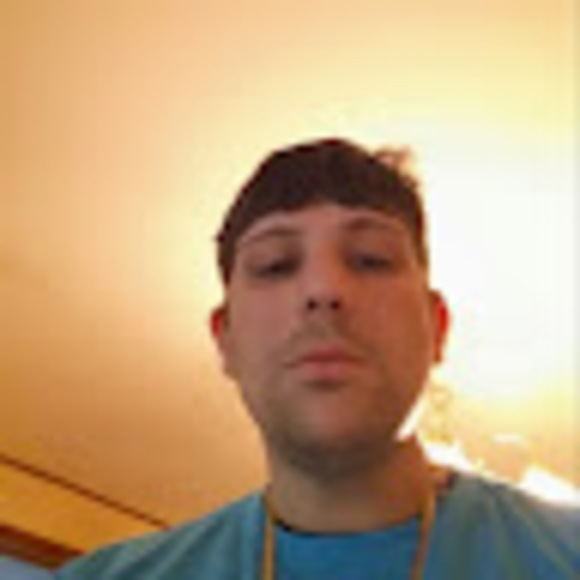 Profile Picture of Jeremy Crane (@jeremycrane945) on Poshmark