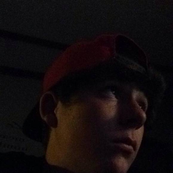 Profile Picture of Kenneth Kemp (@kaynekemp99) on Poshmark