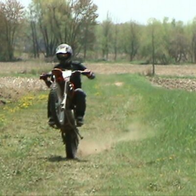 Profile Picture of Michael Machowski (@Mahousekey) on Twitter