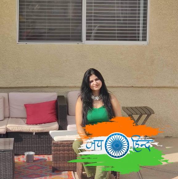 Profile Picture of Ruchee Tiwari (@ruchee) on Poshmark