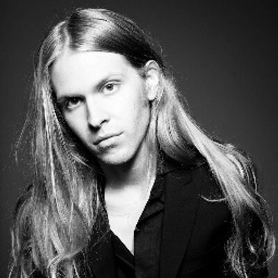 Gregory Russell - Twitter Profile Picture of Gregory Russell (@gdrgdrgdrhair) on Twitter