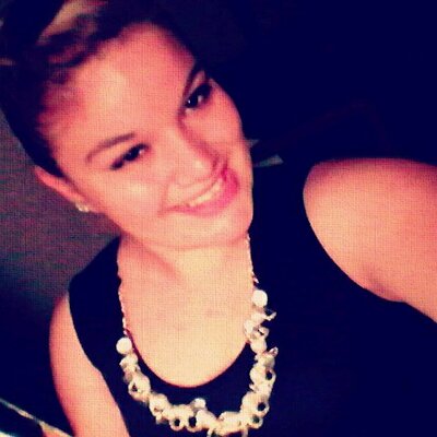 Profile Picture of Barbara Mireles (@BmJenny28) on Twitter