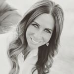 Profile Picture of Lisa (@lisalintonart) on Instagram