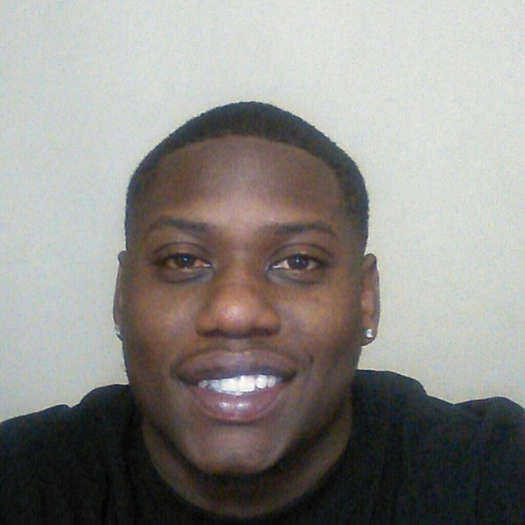 Profile Picture of Dorian Herrod (@king_herrod2) on Poshmark