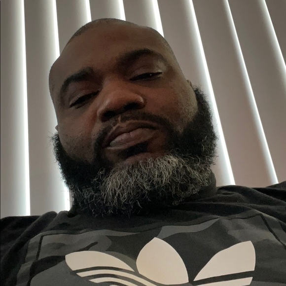 Profile Picture of Jason Theodore (@jasontheodore) on Poshmark
