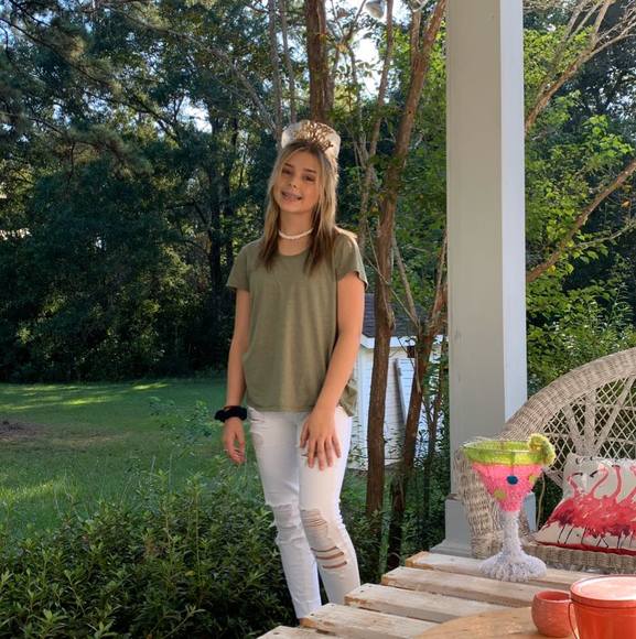 Profile Picture of Meggan Bigner (@meggann_2404) on Poshmark