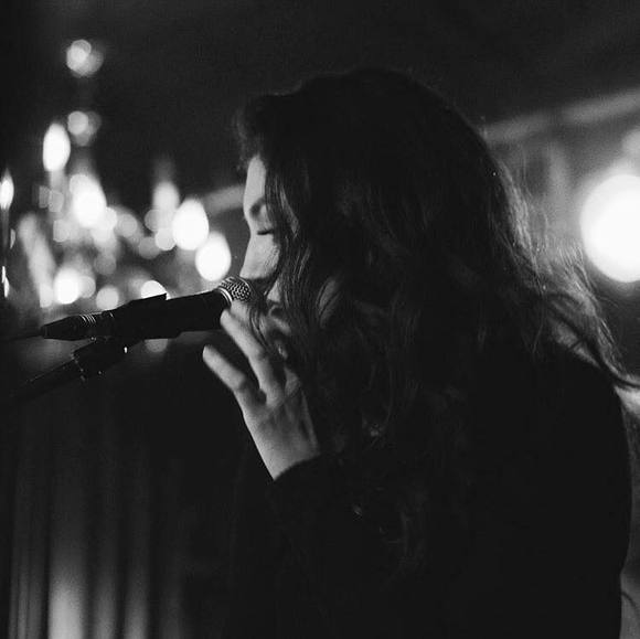 Profile Picture of Elise noel Winter (@elisenw25) on Poshmark