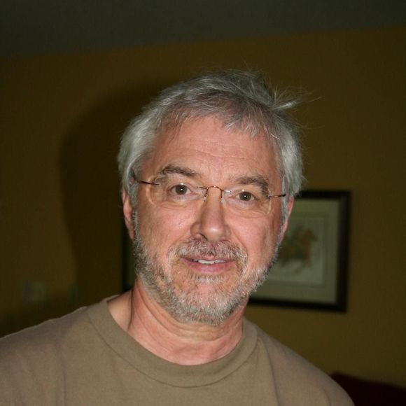 Profile Picture of Dennis Linkins (@dennislinkins) on Poshmark