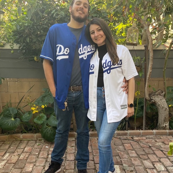 Profile Picture of Efrain Lopez (@aefrainlopez9) on Poshmark