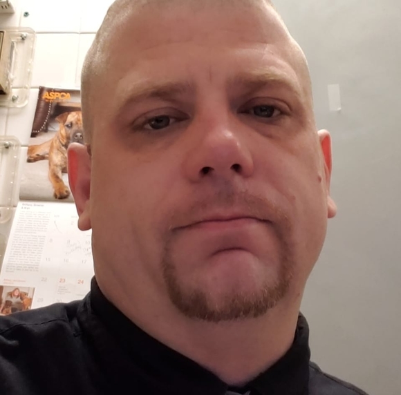 Profile Picture of Michael Gallagher (@gallagher4short) on Poshmark