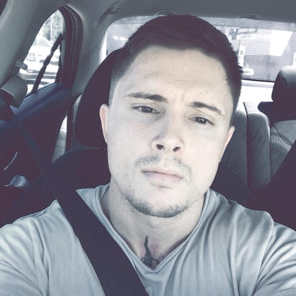 Anthony Olick - Poshmark Profile Picture of Anthony Olick (@himynameispep) on Poshmark