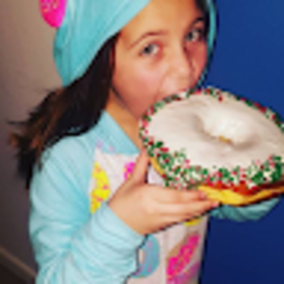 Profile Picture of Juliet Mann (@julietmann12) on Poshmark