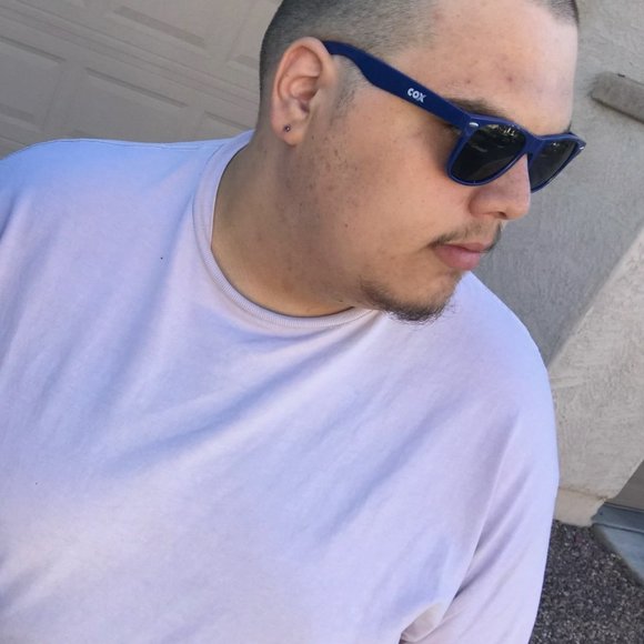 Profile Picture of Austin Conner (@akconner96) on Poshmark