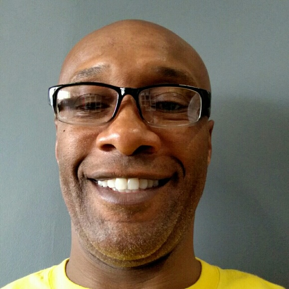 Profile Picture of Michael Frazier (@michaelfrzer) on Poshmark